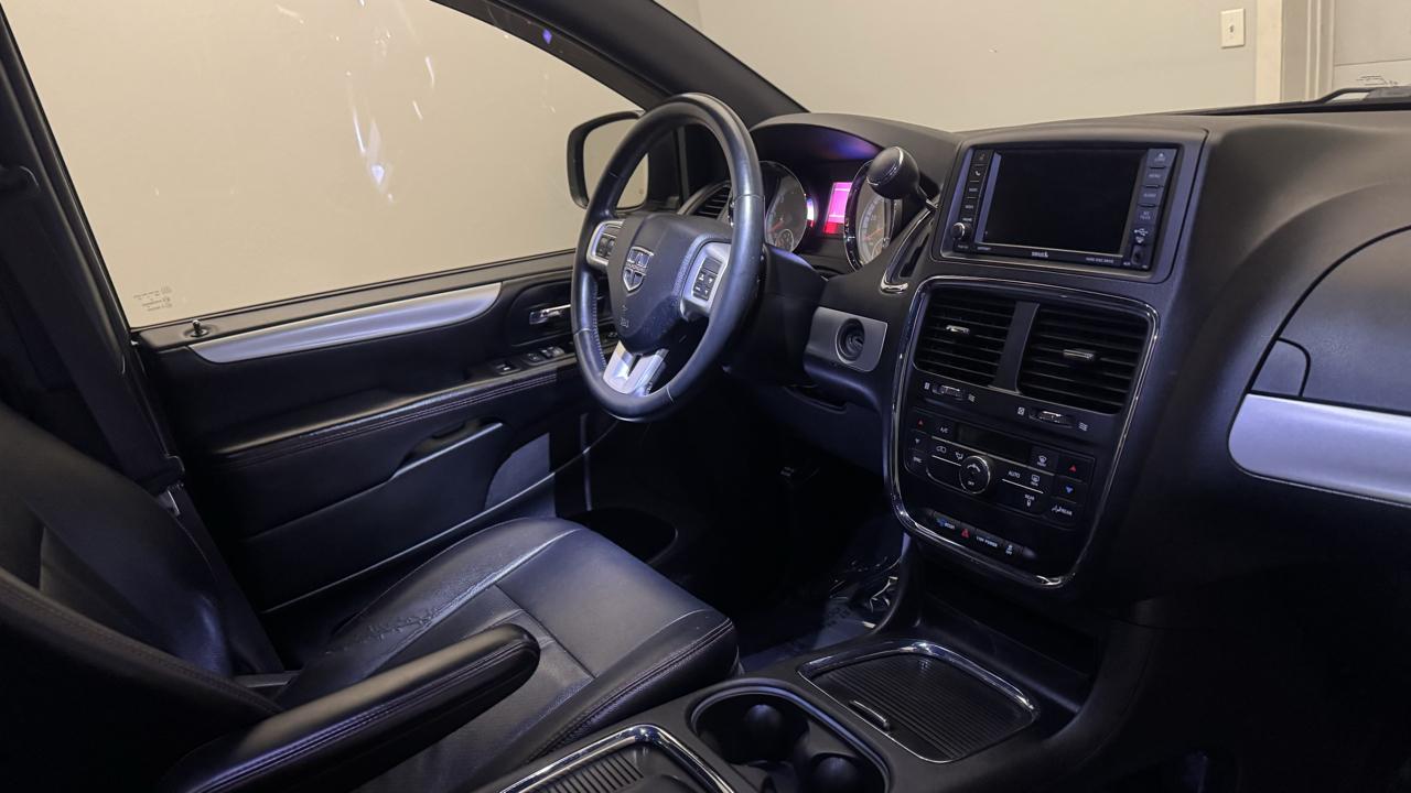 Dodge Grand Caravan R/T 2016