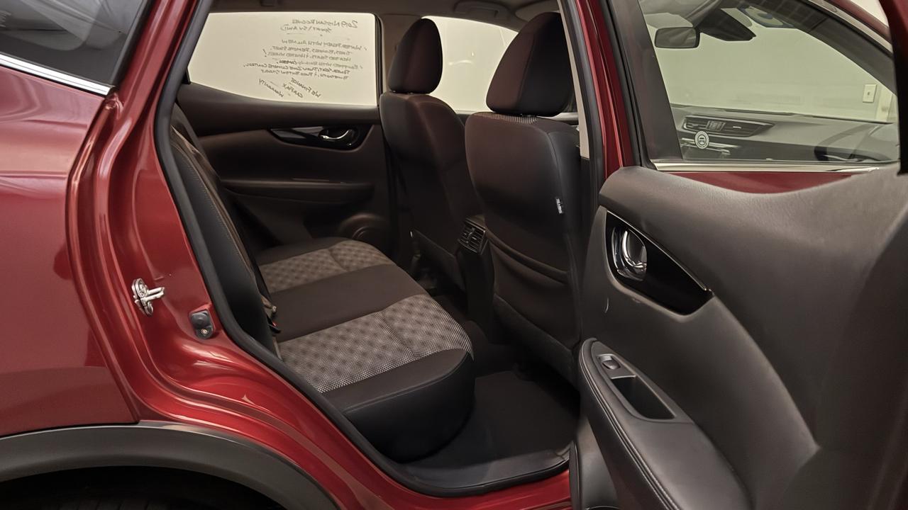 Nissan Rogue Sport SV AWD 2019