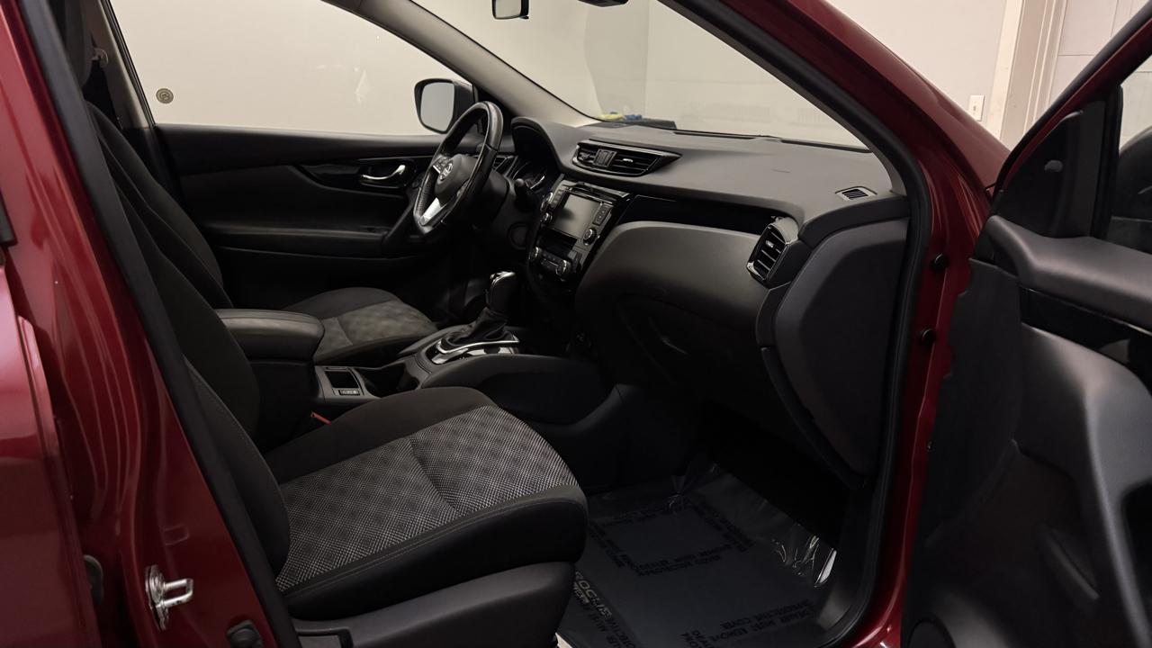 Nissan Rogue Sport SV AWD 2019