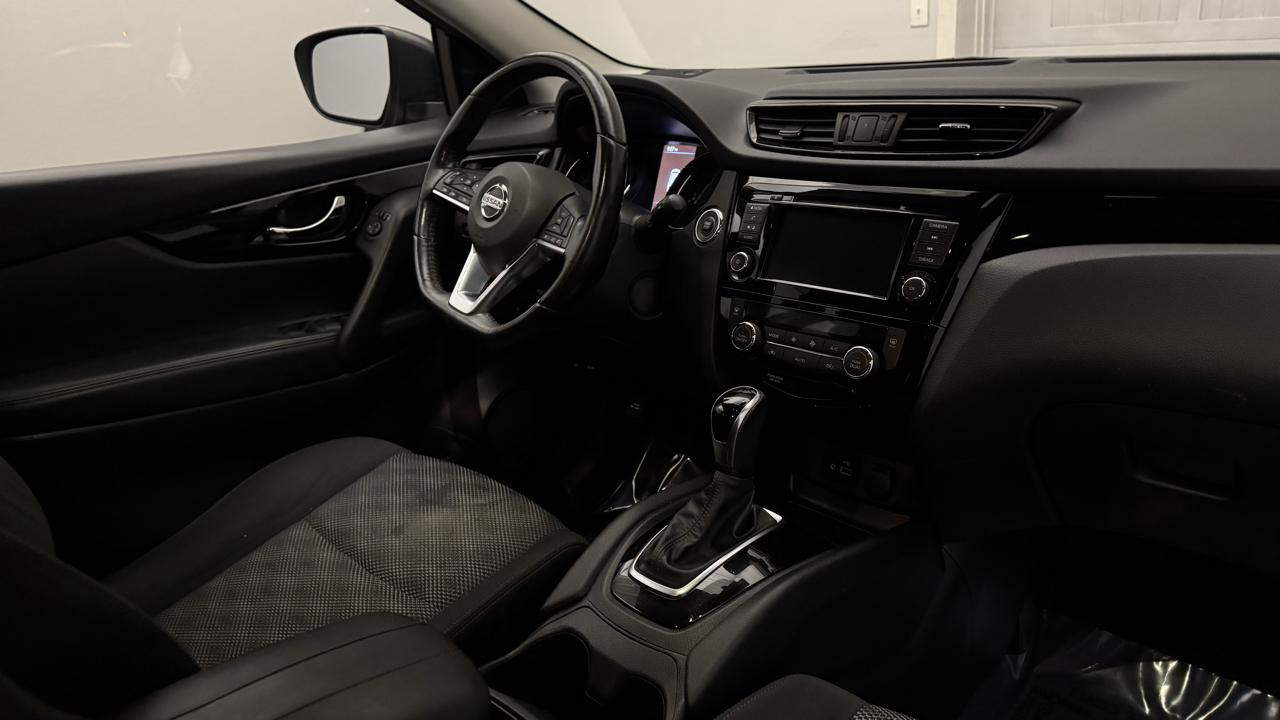 Nissan Rogue Sport SV AWD 2019
