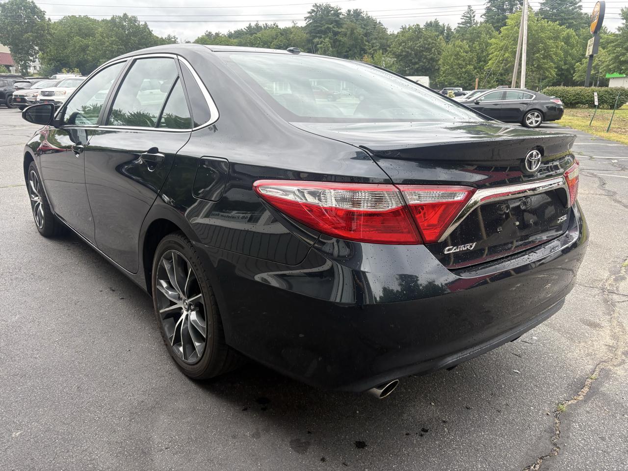 Toyota Camry XLE V6 2015