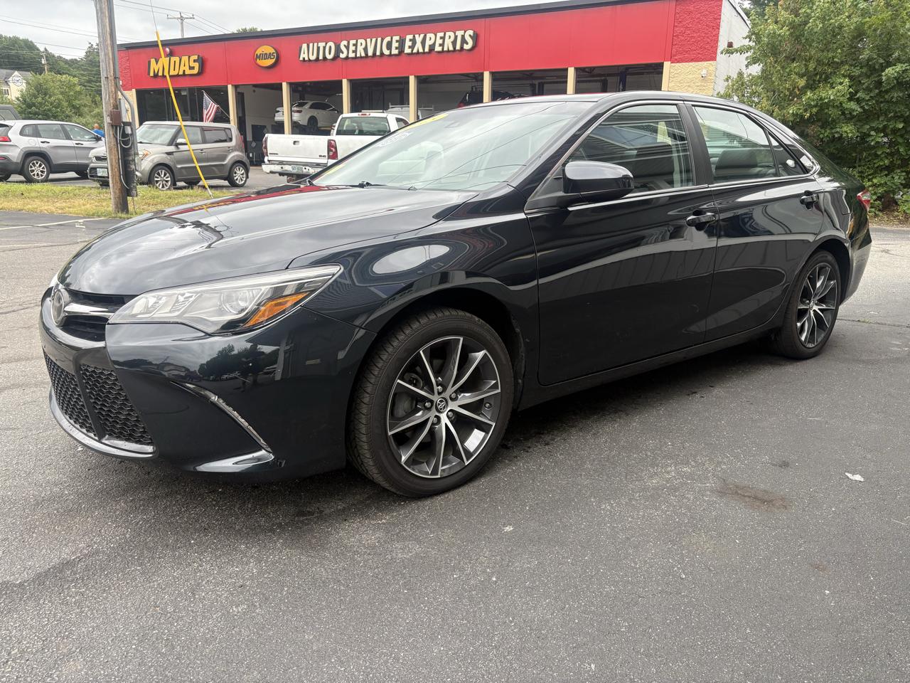 Toyota Camry XLE V6 2015