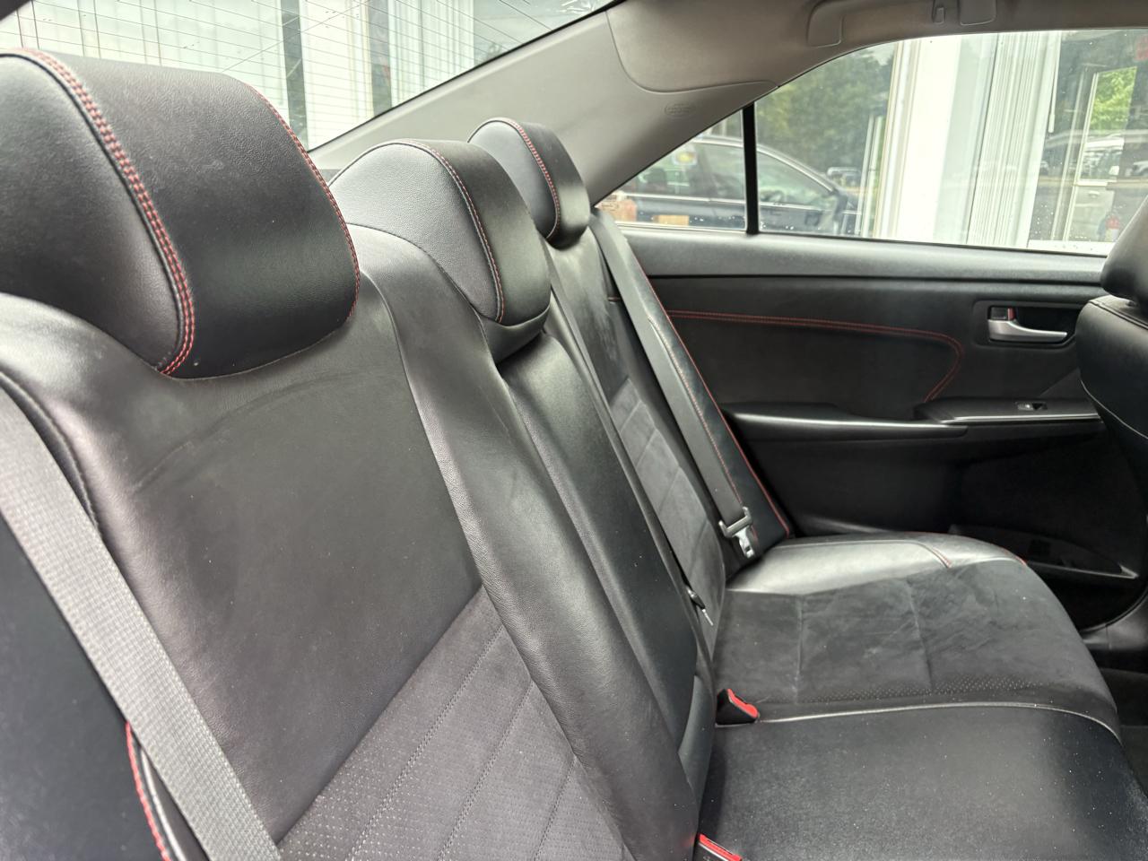 Toyota Camry XLE V6 2015
