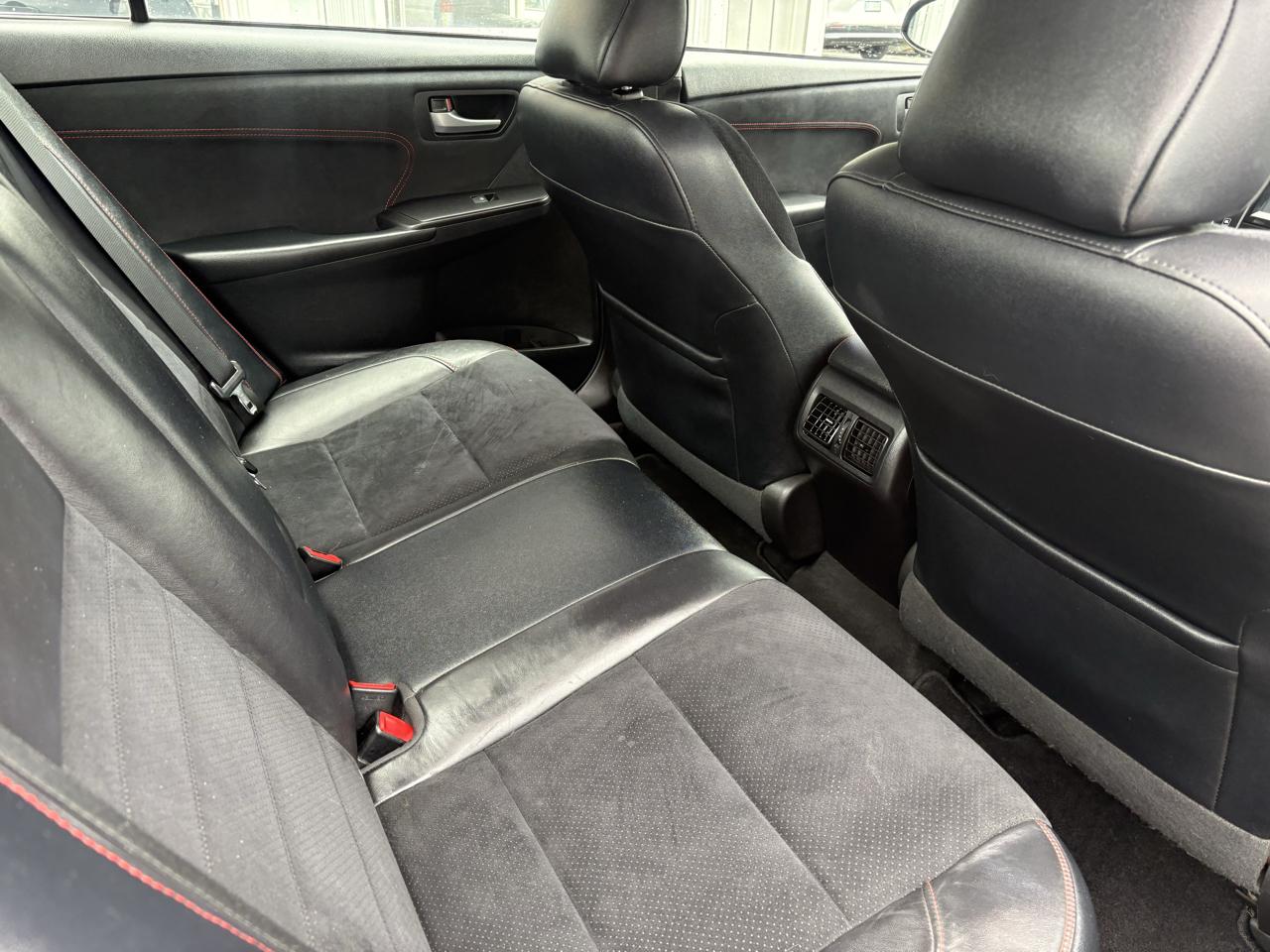 Toyota Camry XLE V6 2015