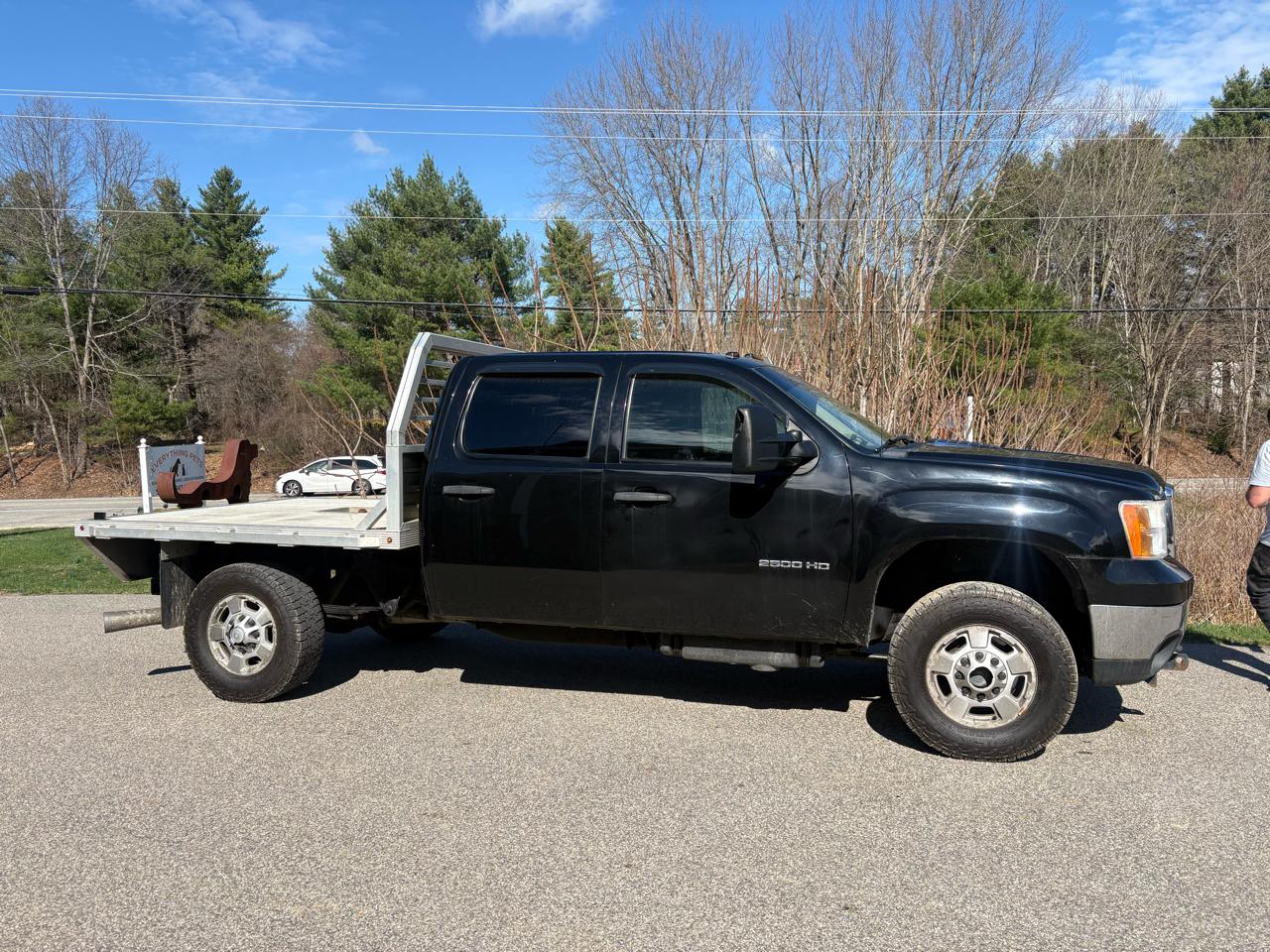 GMC Sierra 2500HD SLE Crew Cab 4WD 2011