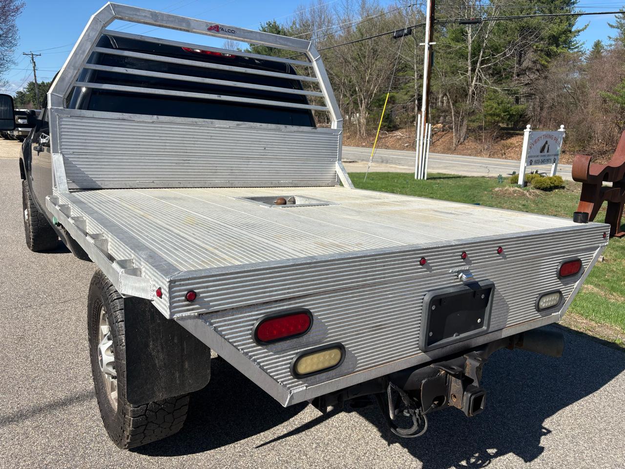GMC Sierra 2500HD SLE Crew Cab 4WD 2011