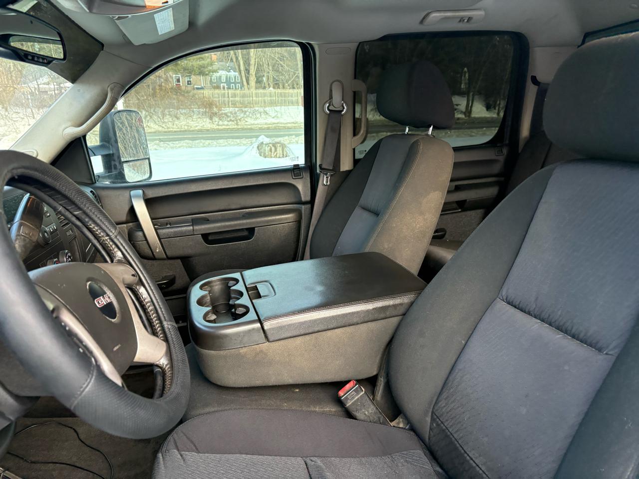 GMC Sierra 2500HD SLE Crew Cab 4WD 2011