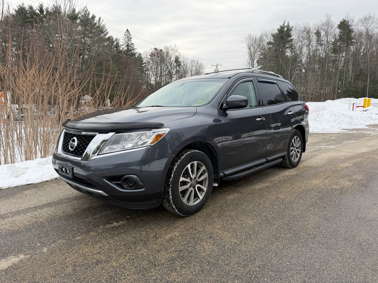 Nissan Pathfinder 4dr XE Auto 4WD 2013