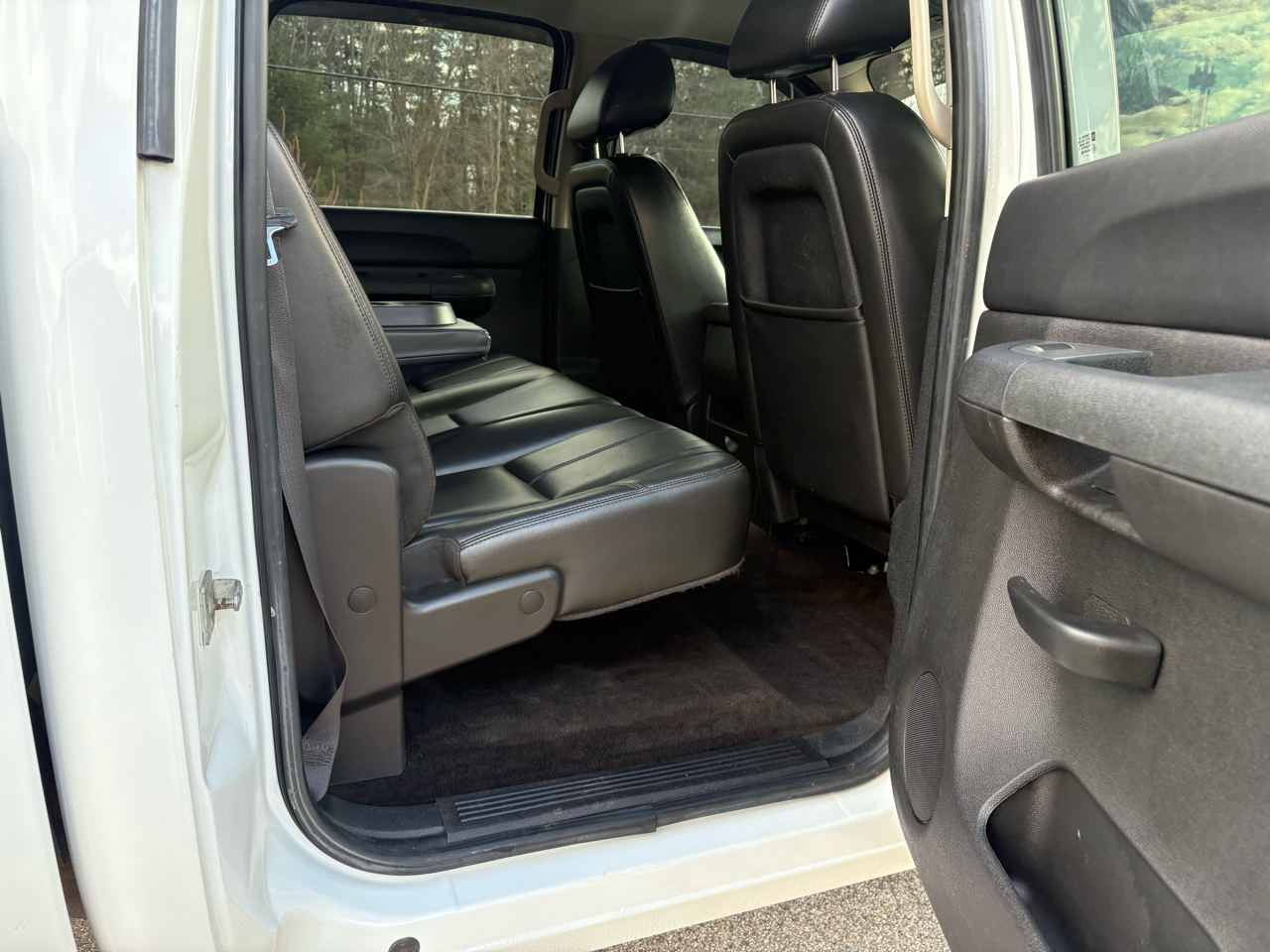 GMC Sierra 2500HD SLE Crew Cab 4WD 2011