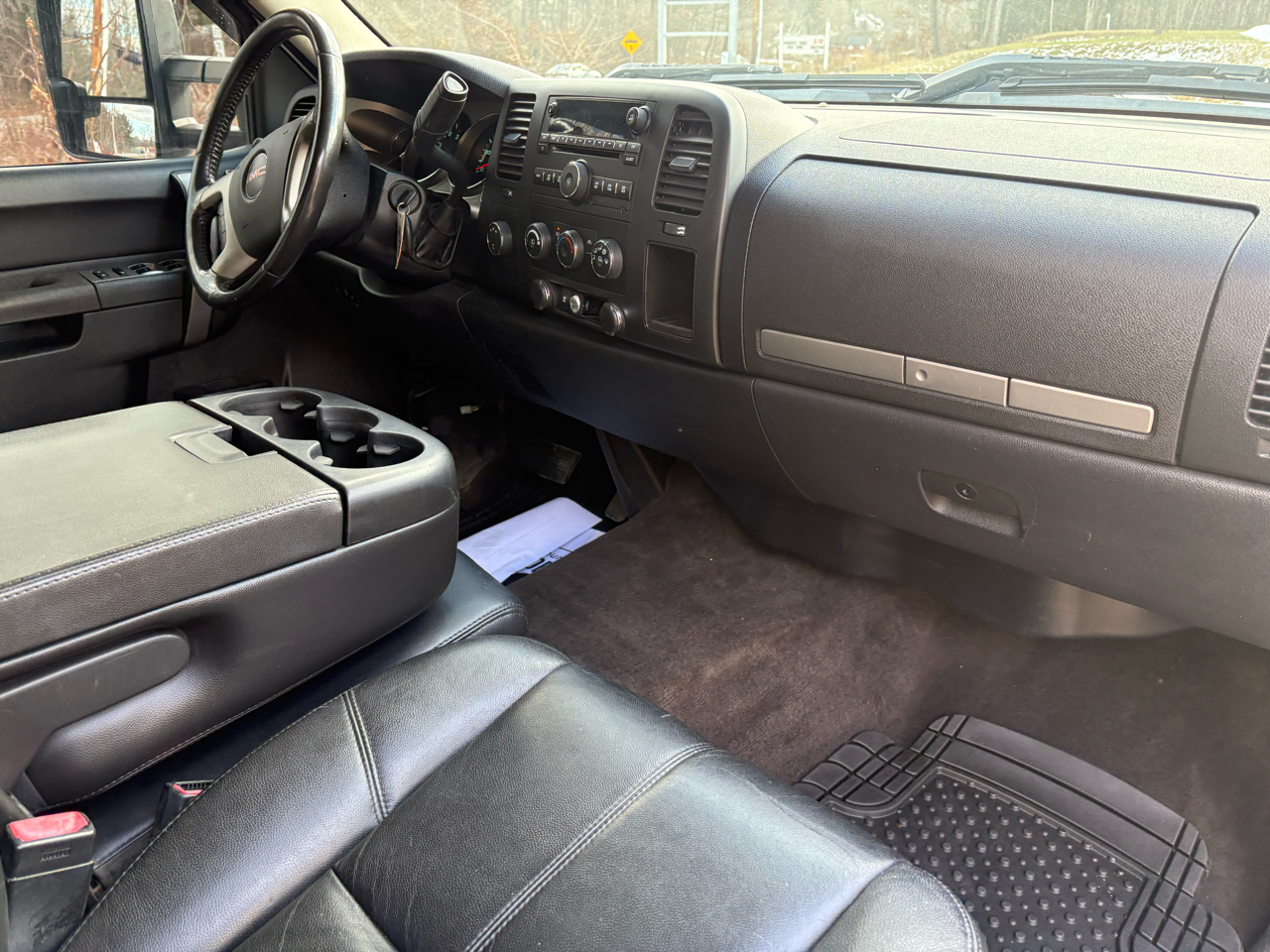 GMC Sierra 2500HD SLE Crew Cab 4WD 2011