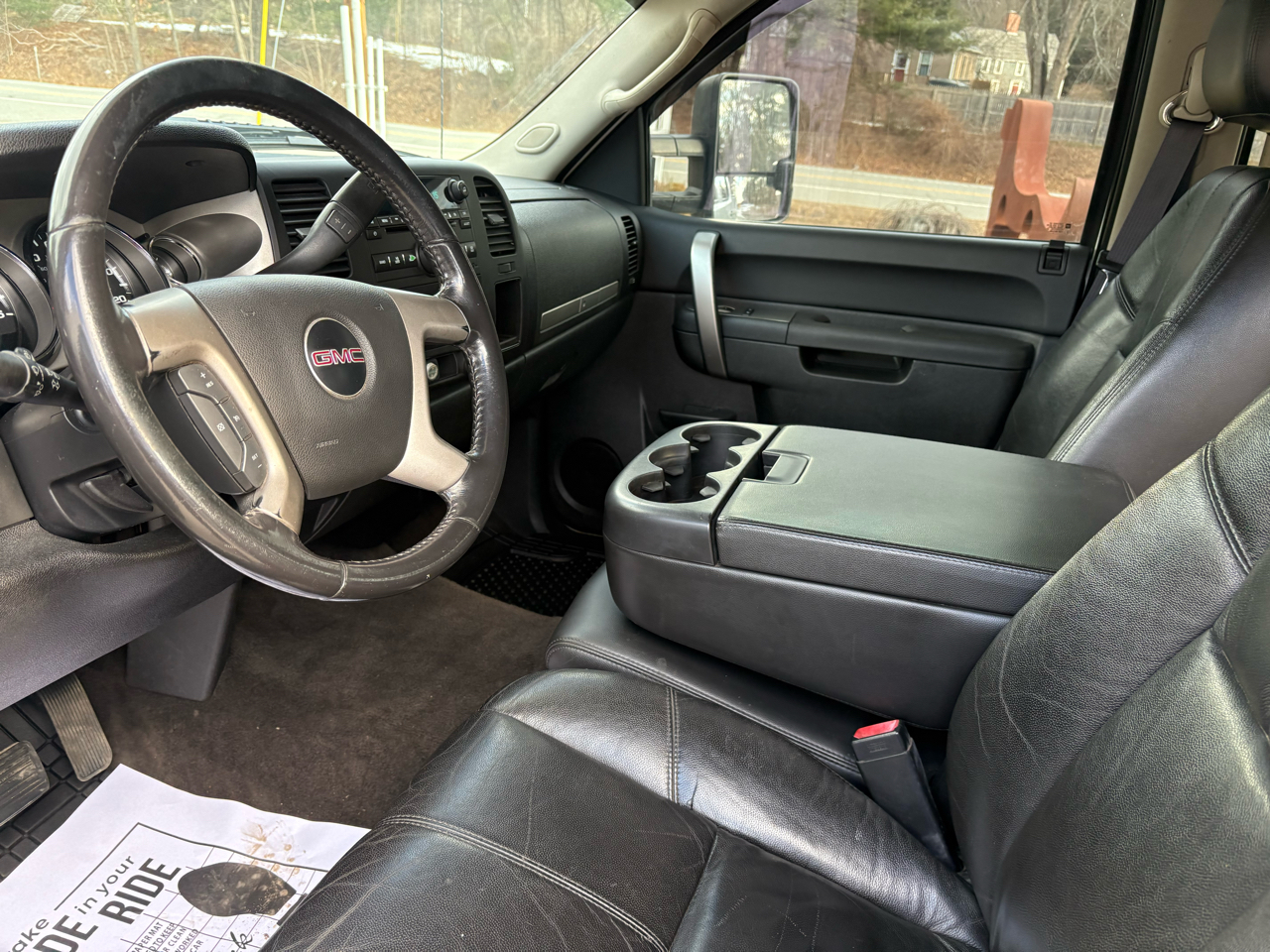 GMC Sierra 2500HD SLE Crew Cab 4WD 2011