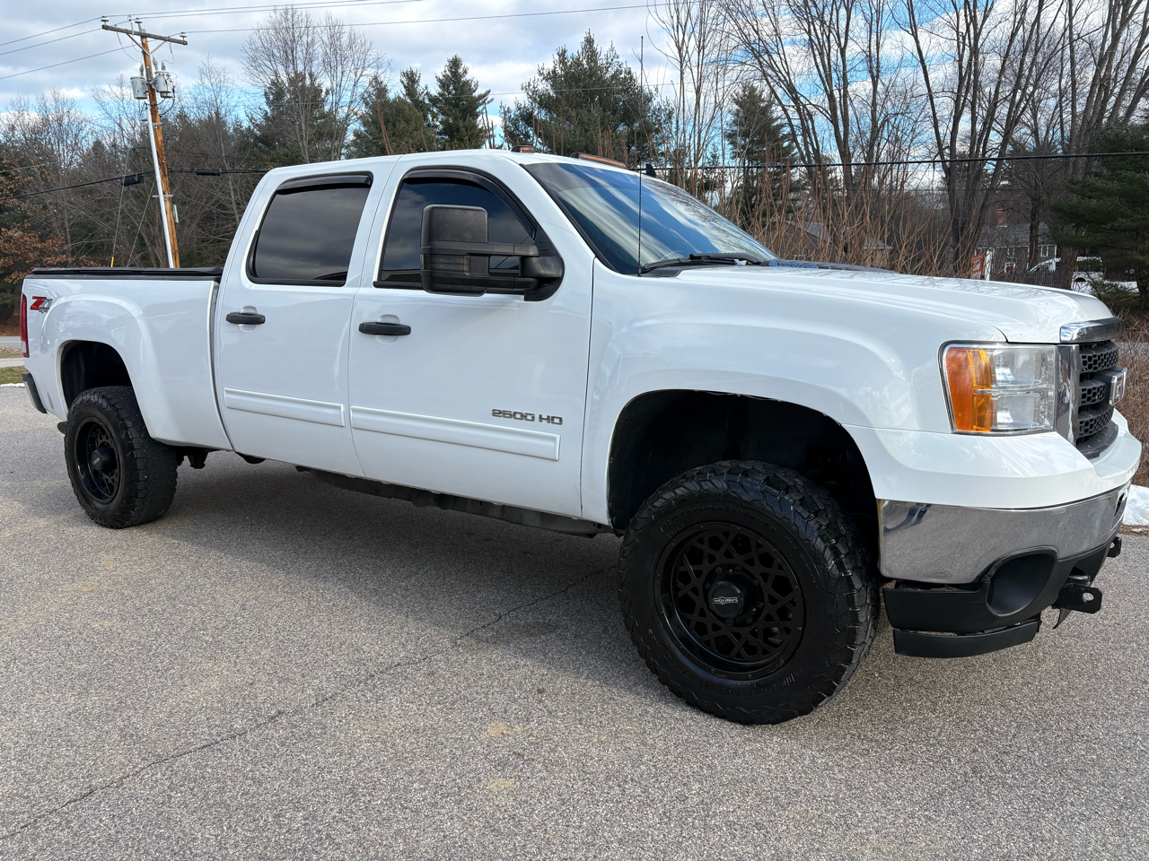 2011 GMC Sierra 2500HD SLE Crew Cab 4WD
