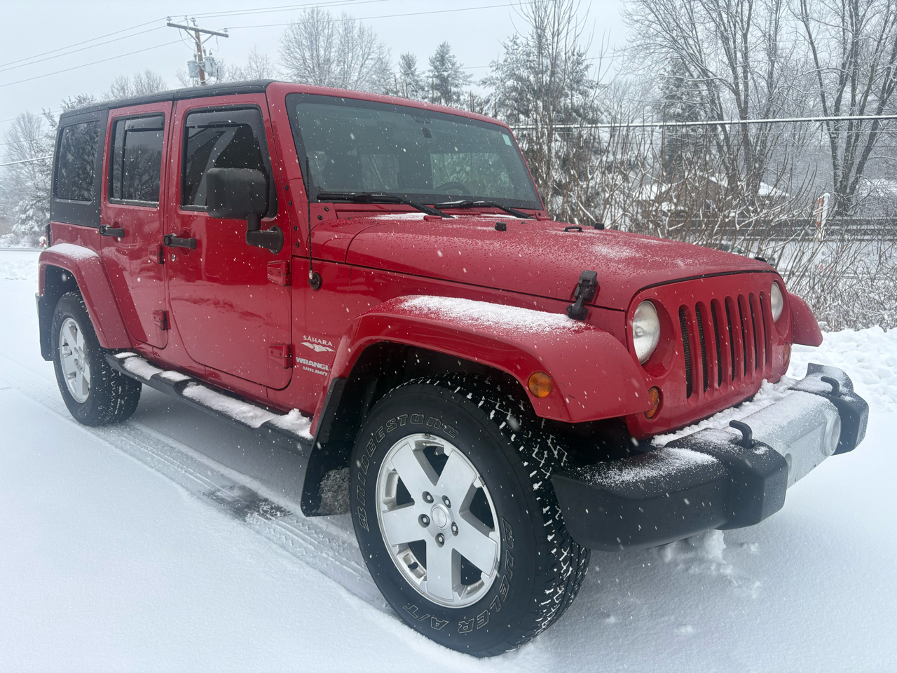 Jeep Wrangler Unlimited Sahara 4WD 2011