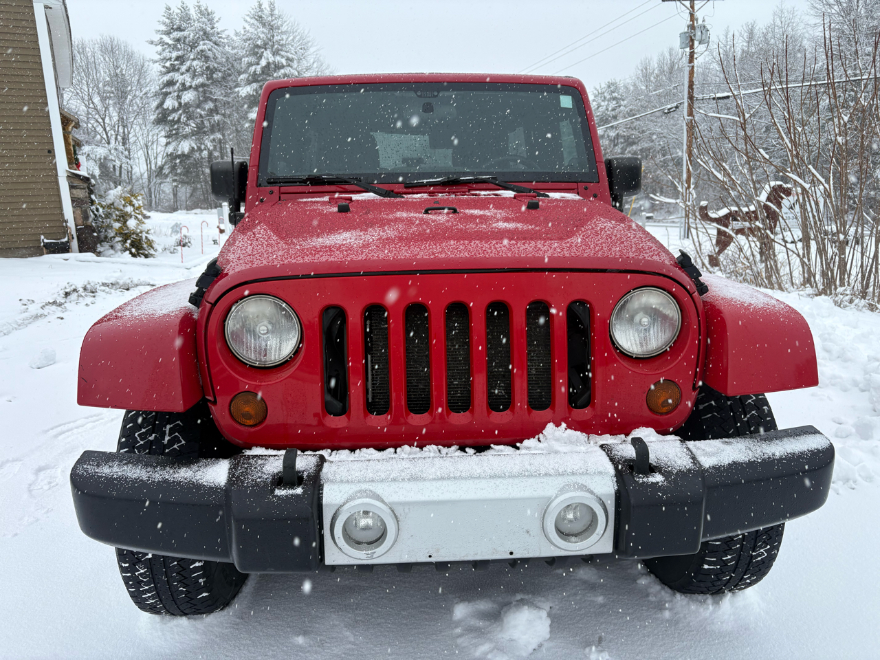 Jeep Wrangler Unlimited Sahara 4WD 2011