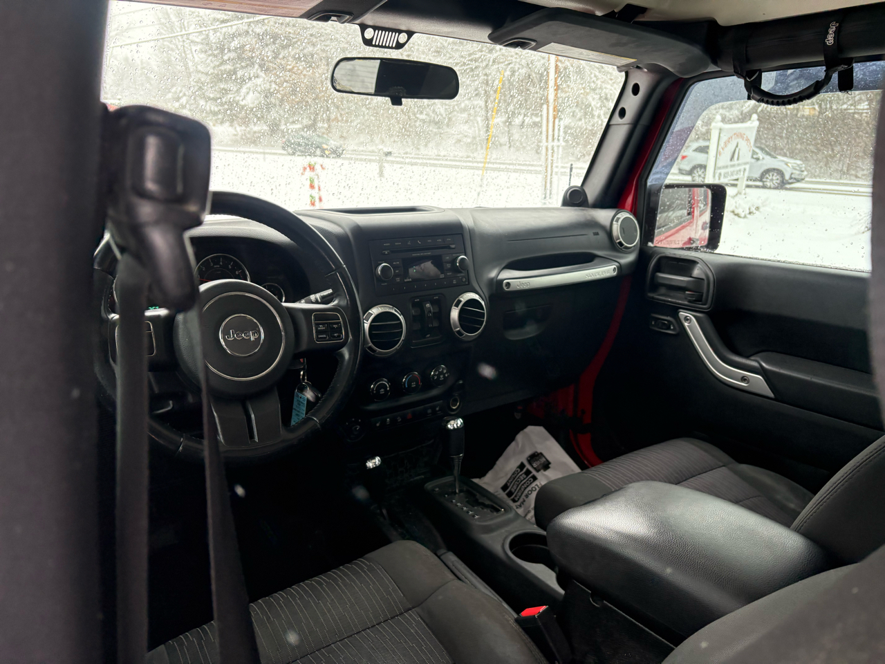 Jeep Wrangler Unlimited Sahara 4WD 2011