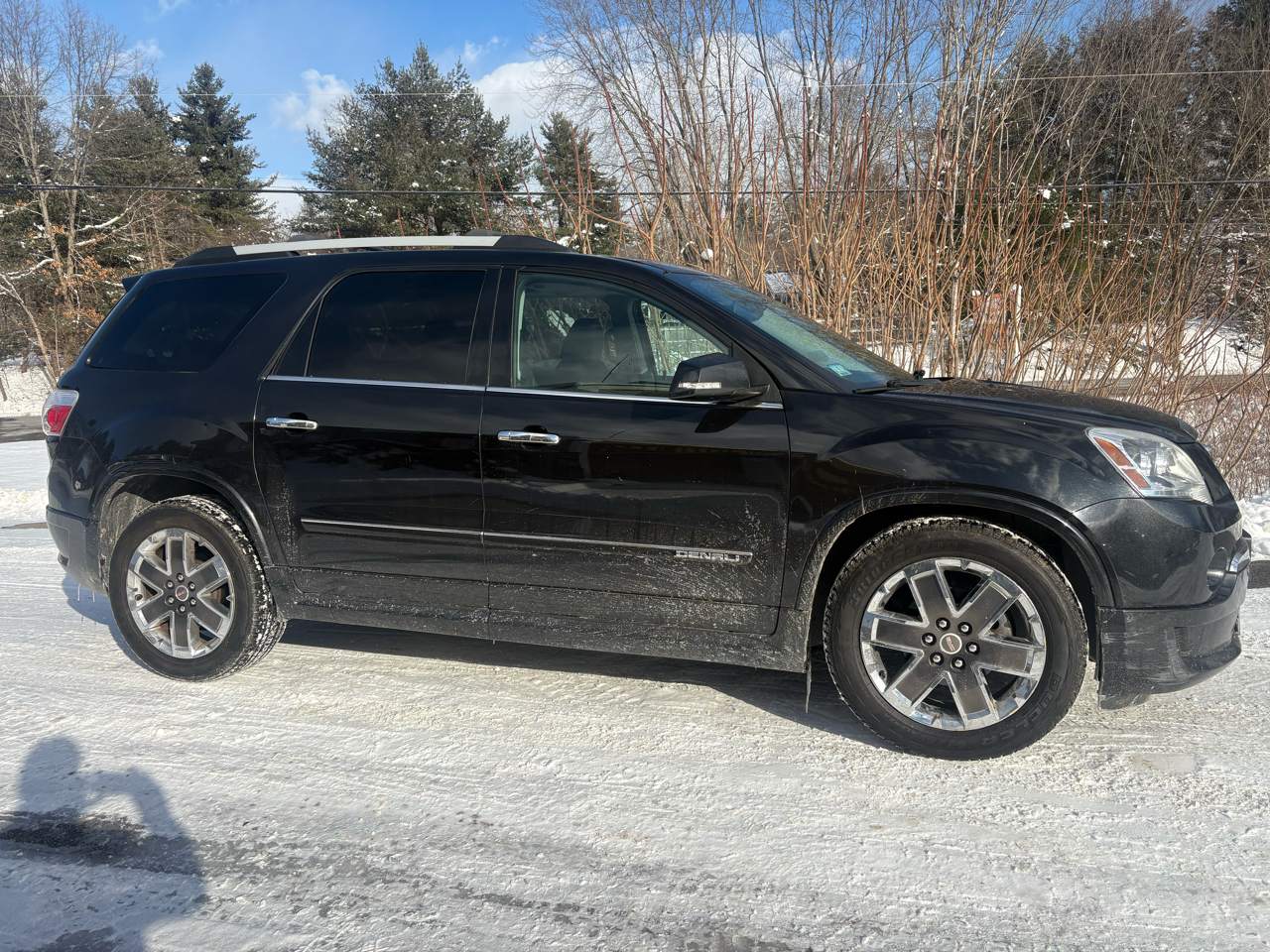 GMC Acadia Denali AWD 2011