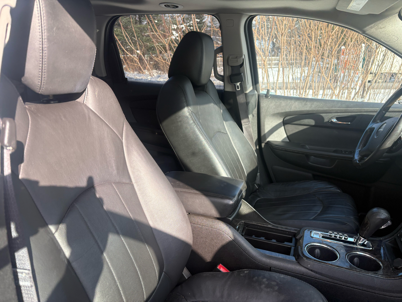 GMC Acadia Denali AWD 2011