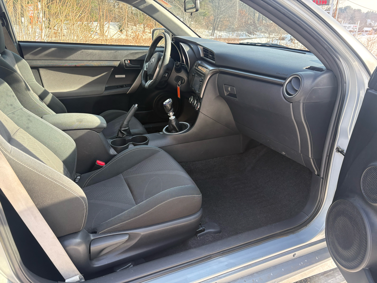 Scion tC Sports Coupe 5-Spd MT 2014