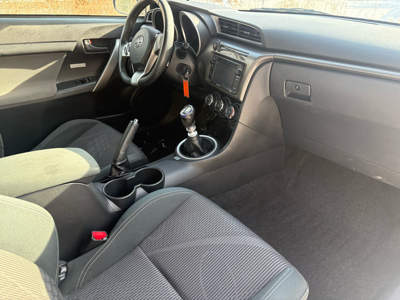 Scion tC Sports Coupe 5-Spd MT 2014