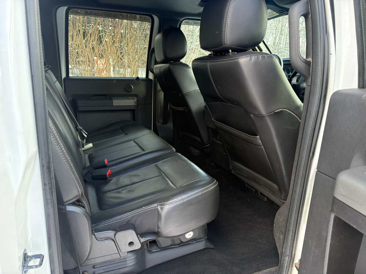 Ford F-350 SD Lariat Crew Cab 4WD 2012