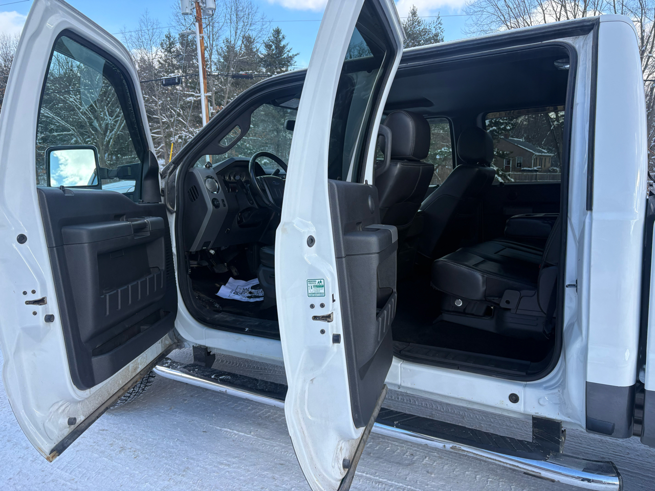 Ford F-350 SD Lariat Crew Cab 4WD 2012