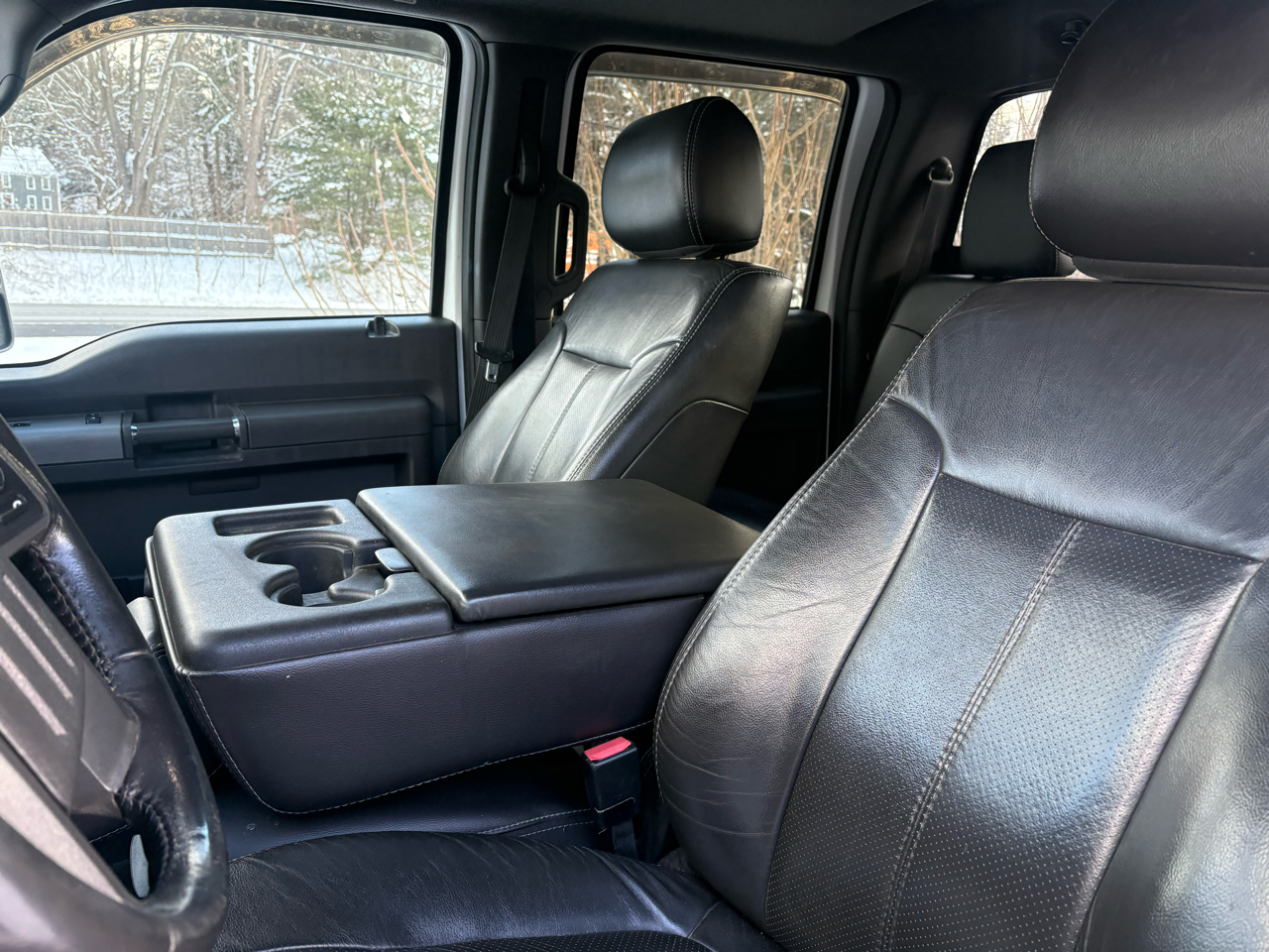 Ford F-350 SD Lariat Crew Cab 4WD 2012