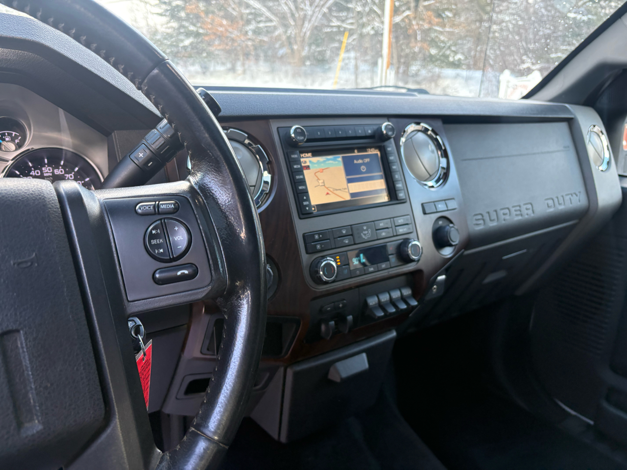 Ford F-350 SD Lariat Crew Cab 4WD 2012