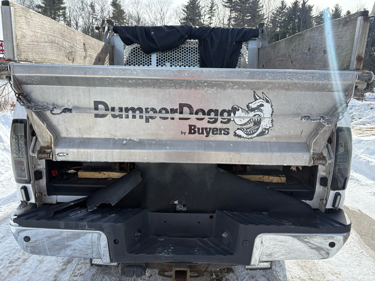 Ford F-350 SD Lariat Crew Cab 4WD 2011