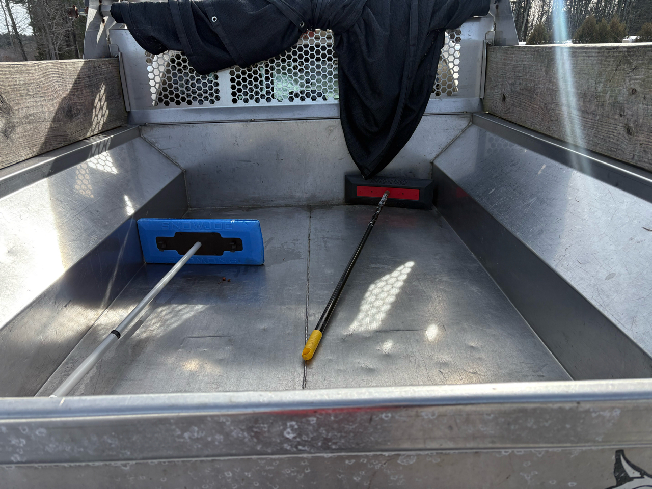 Ford F-350 SD Lariat Crew Cab 4WD 2011