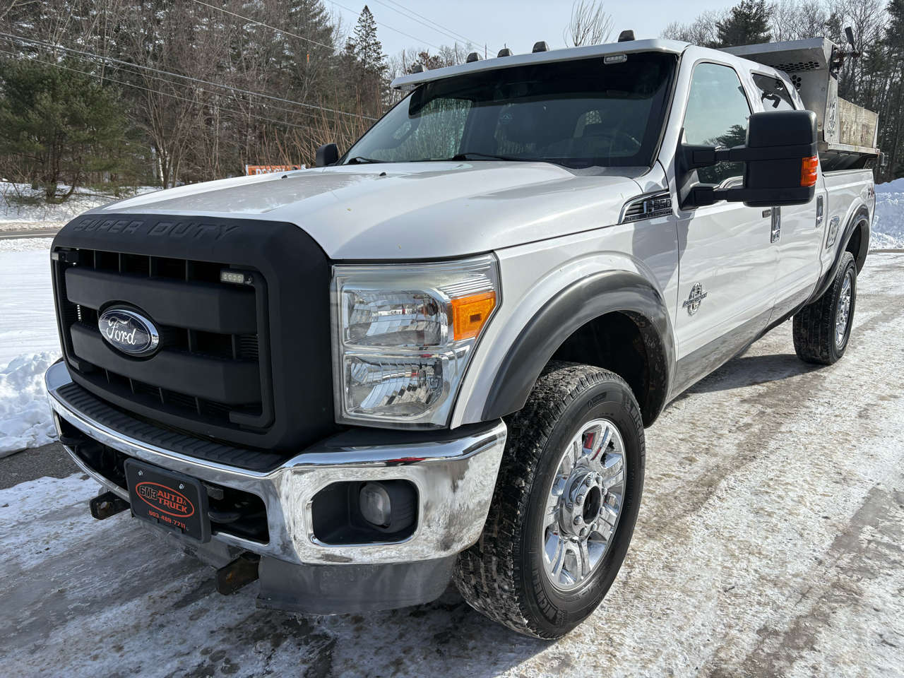 Ford F-350 SD Lariat Crew Cab 4WD 2011