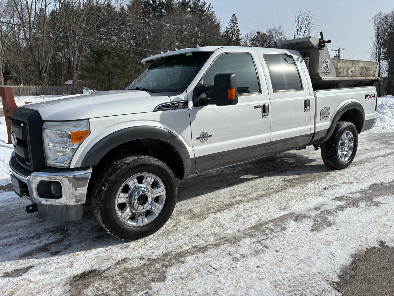 Ford F-350 SD Lariat Crew Cab 4WD 2011