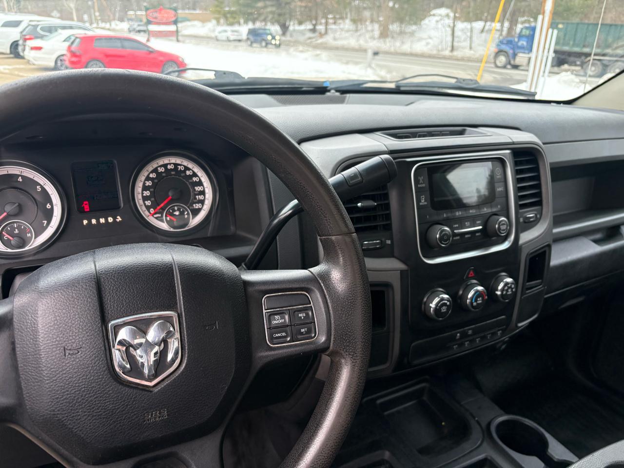 RAM 2500 Tradesman Regular Cab 4WD 2015