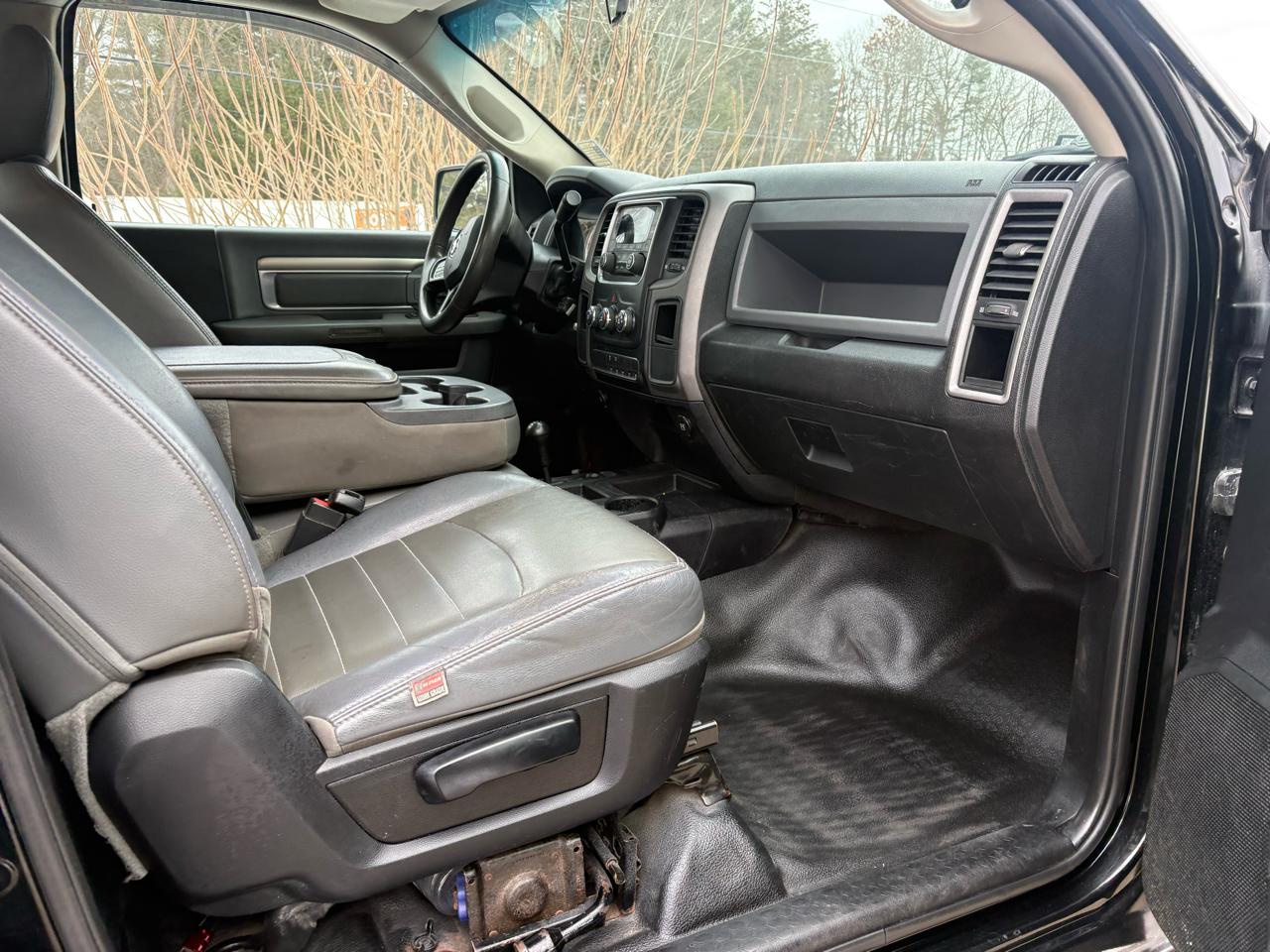 RAM 2500 Tradesman Regular Cab 4WD 2015