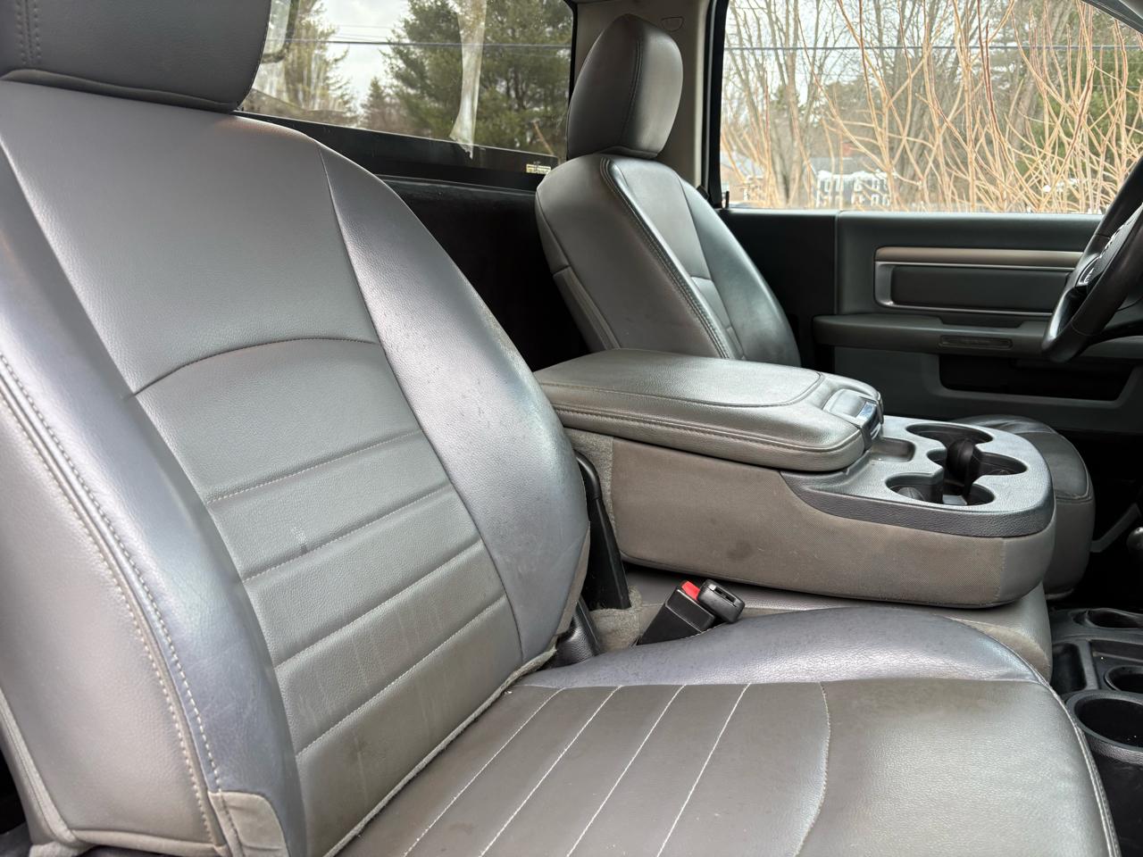 RAM 2500 Tradesman Regular Cab 4WD 2015