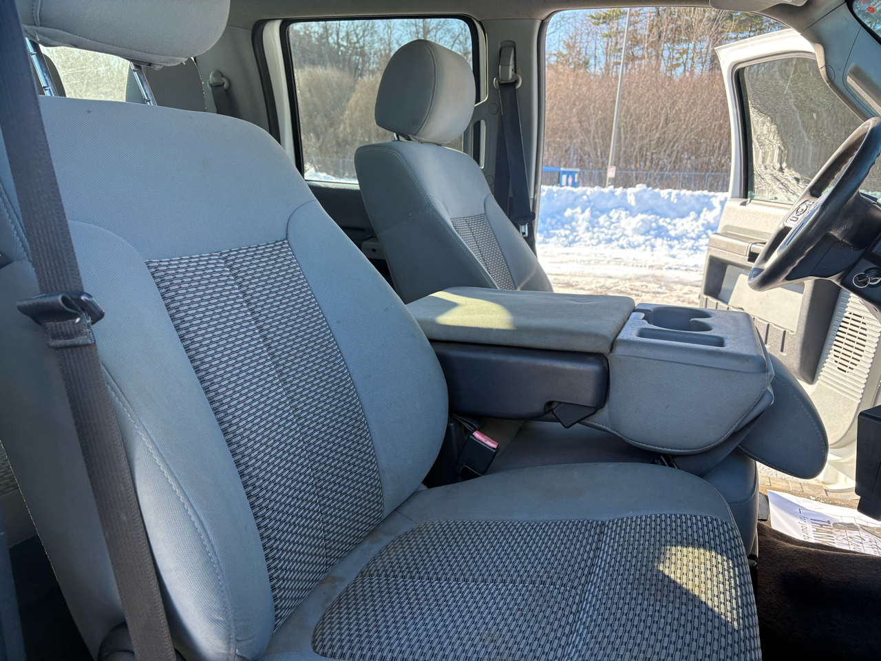 Ford F-350 SD XLT Crew Cab LWB 4WD 2015