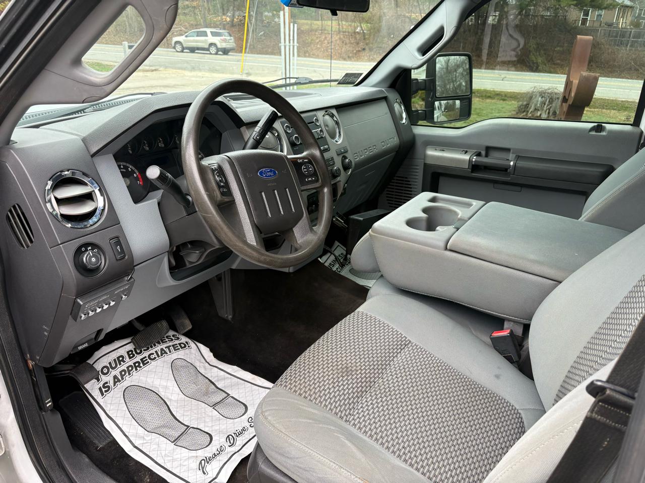 Ford F-350 SD XLT Crew Cab LWB 4WD 2015