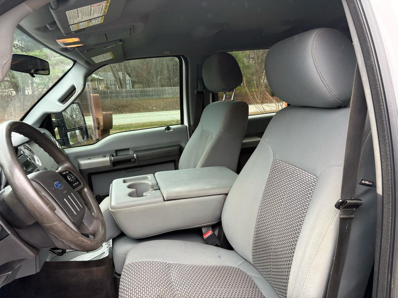 Ford F-350 SD XLT Crew Cab LWB 4WD 2015