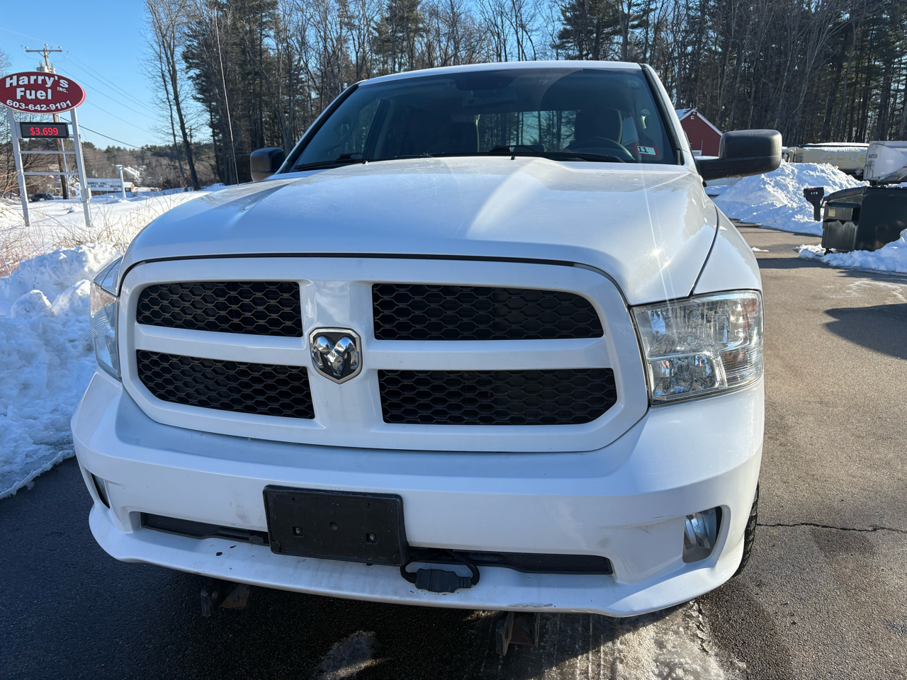 RAM 1500 Tradesman Quad Cab 4WD 2016