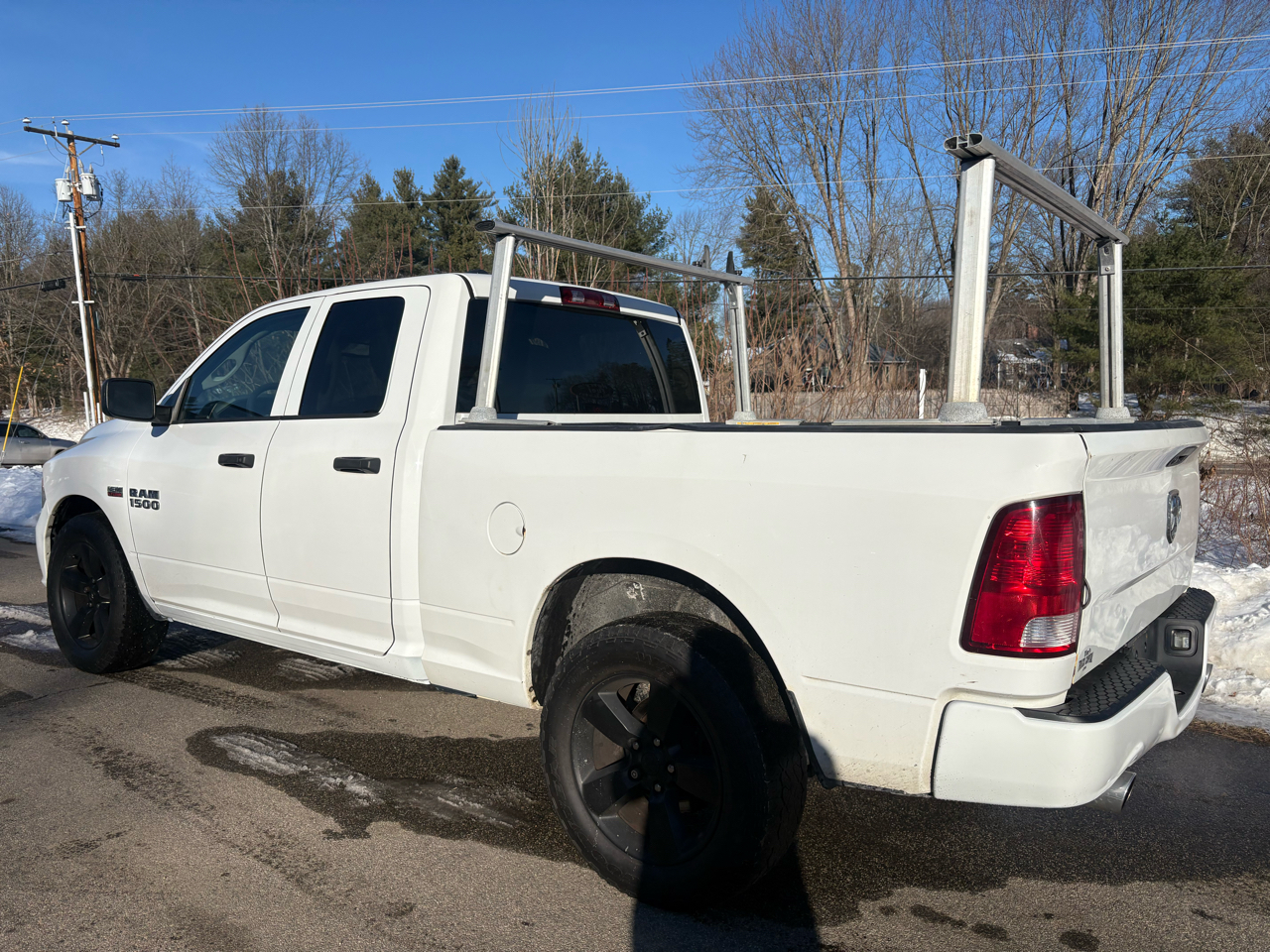 RAM 1500 Tradesman Quad Cab 4WD 2016