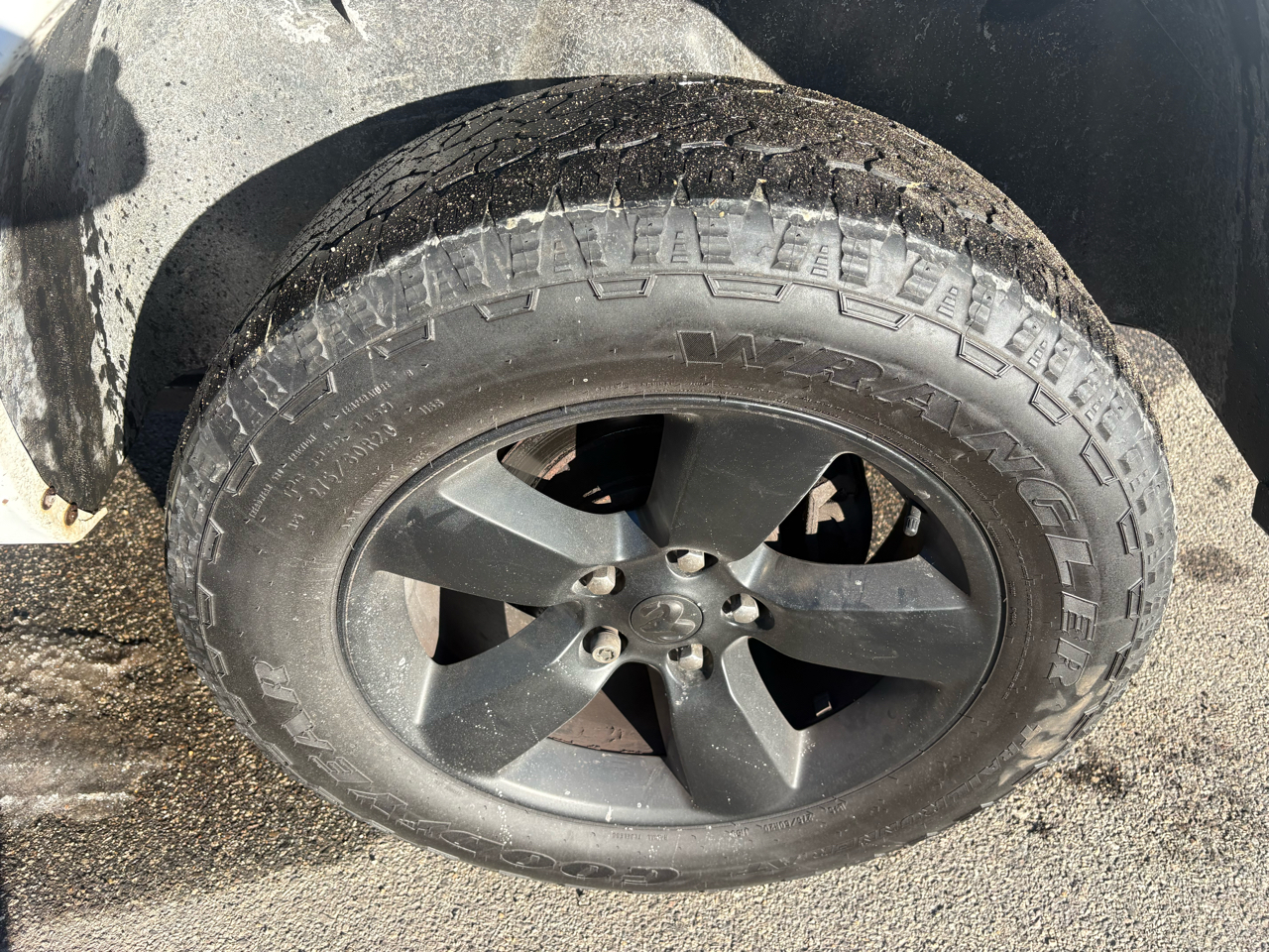 RAM 1500 Tradesman Quad Cab 4WD 2016