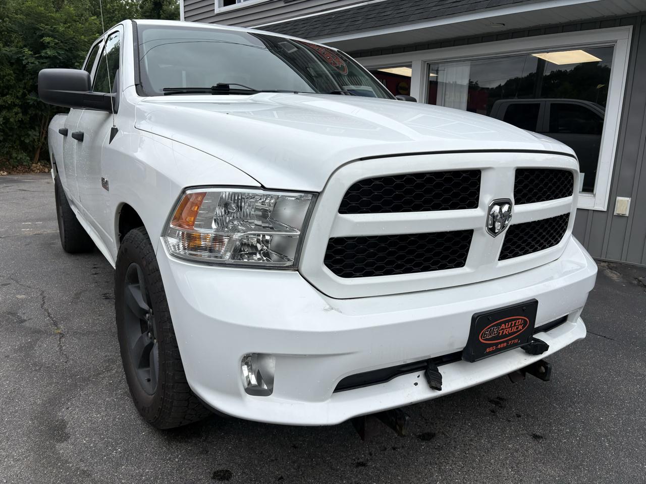 RAM 1500 Tradesman Quad Cab 4WD 2016