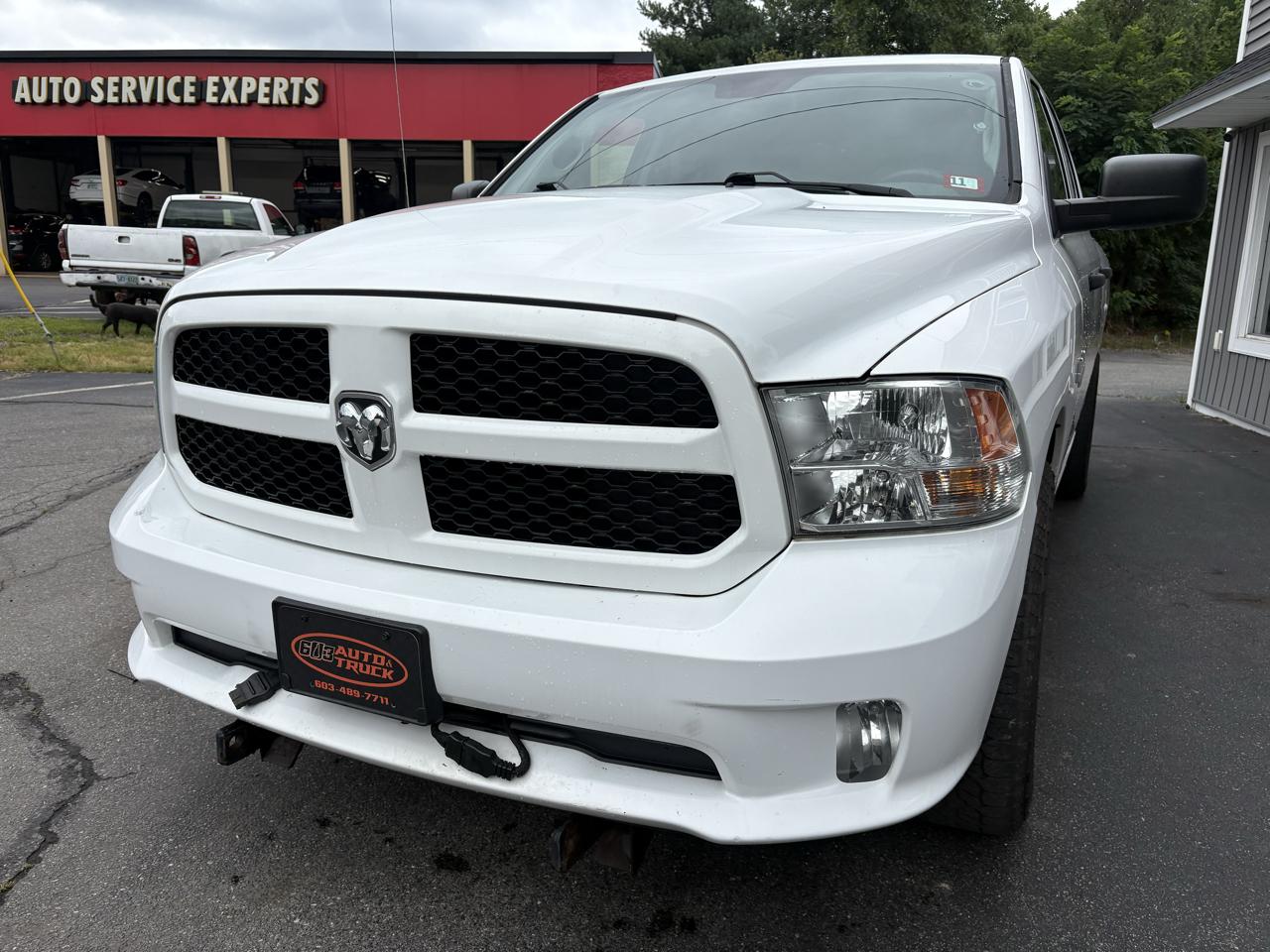 RAM 1500 Tradesman Quad Cab 4WD 2016