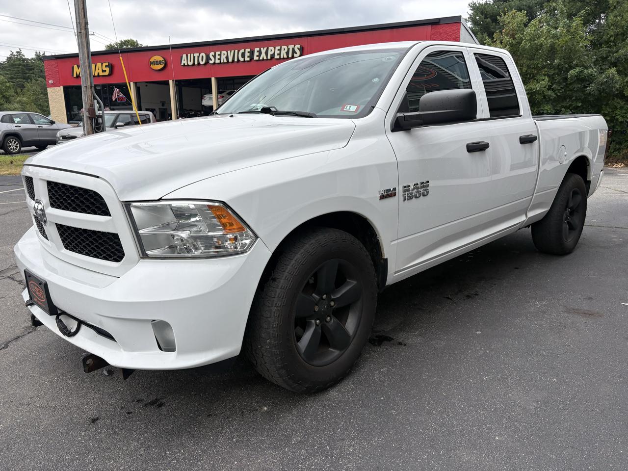 RAM 1500 Tradesman Quad Cab 4WD 2016