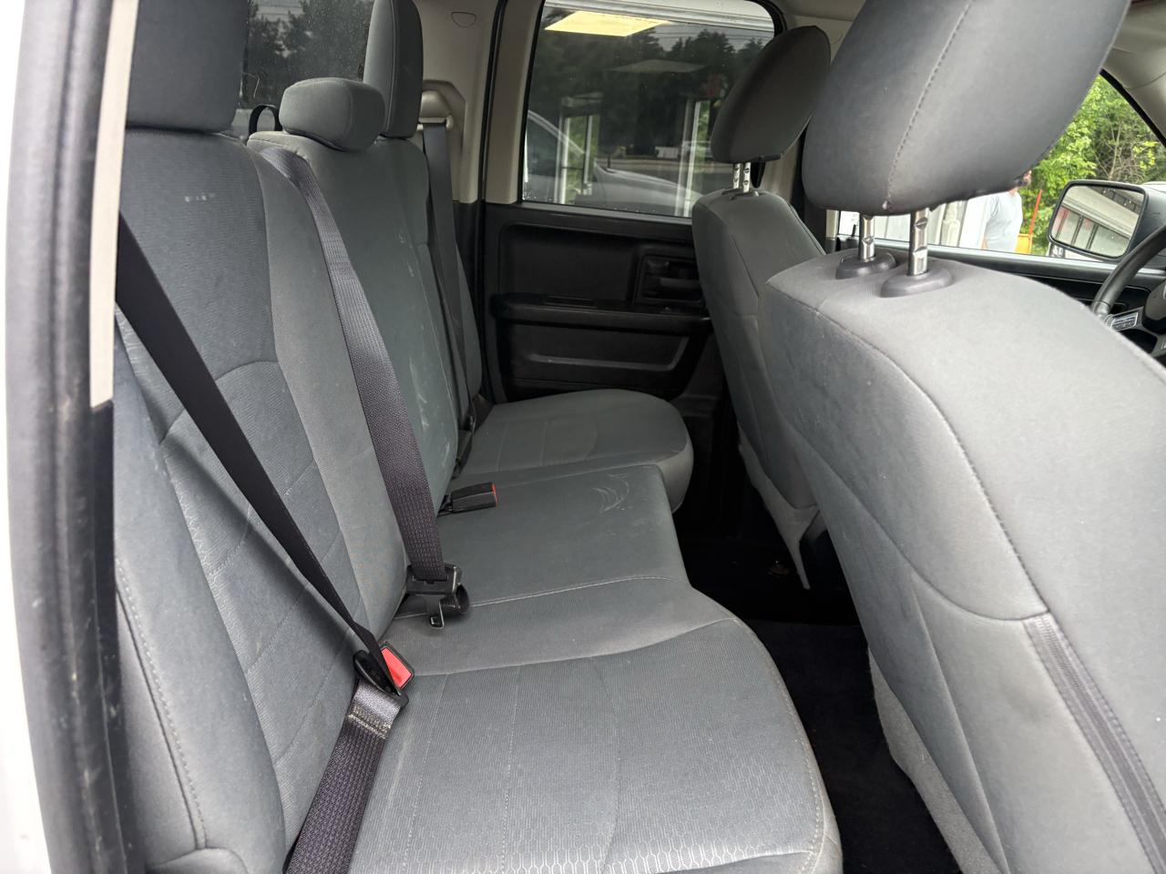 RAM 1500 Tradesman Quad Cab 4WD 2016