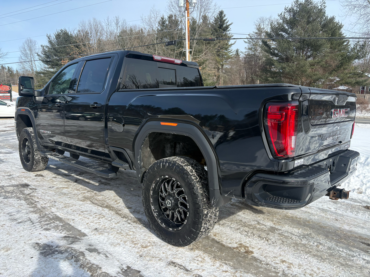 GMC Sierra 2500HD AT4 Crew Cab 4WD 2020