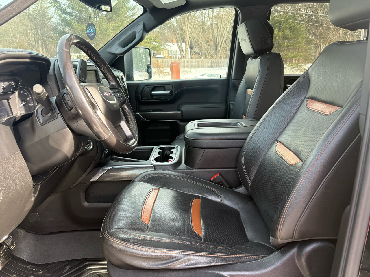 GMC Sierra 2500HD AT4 Crew Cab 4WD 2020