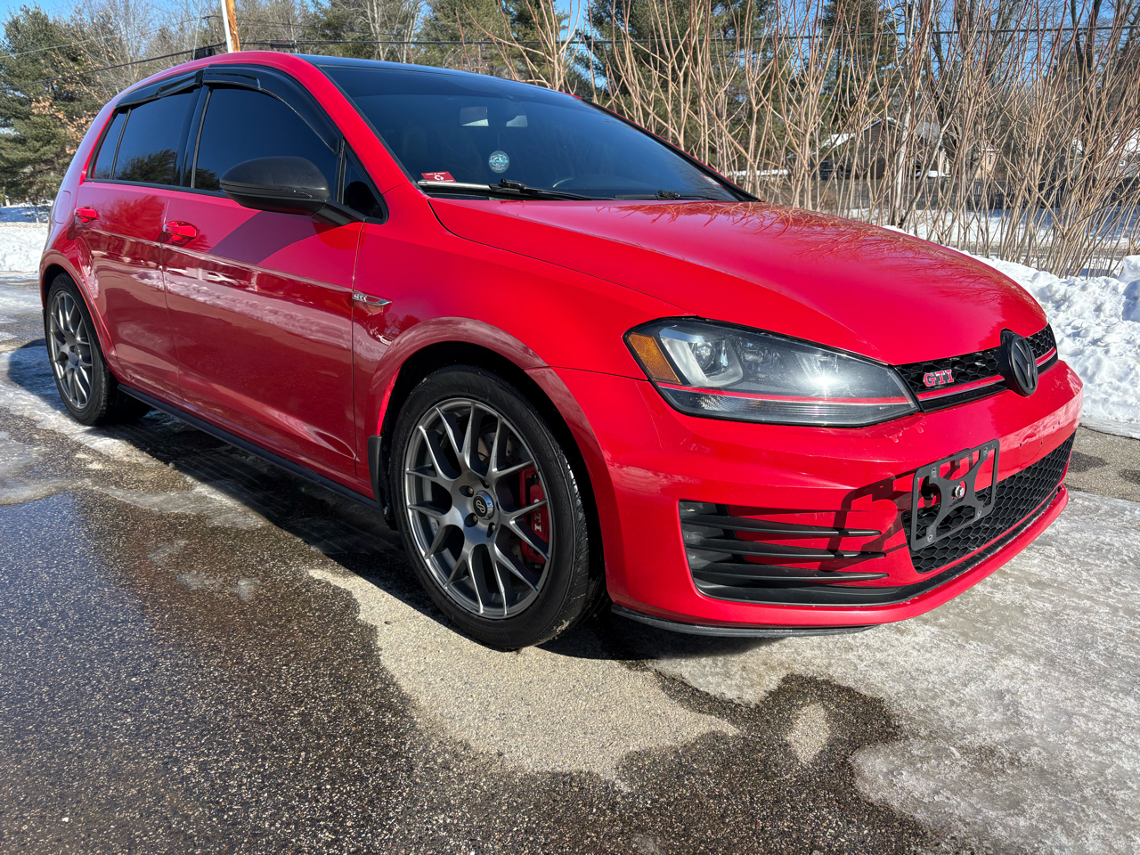 Volkswagen Golf GTI S 6M 4-Door 2017