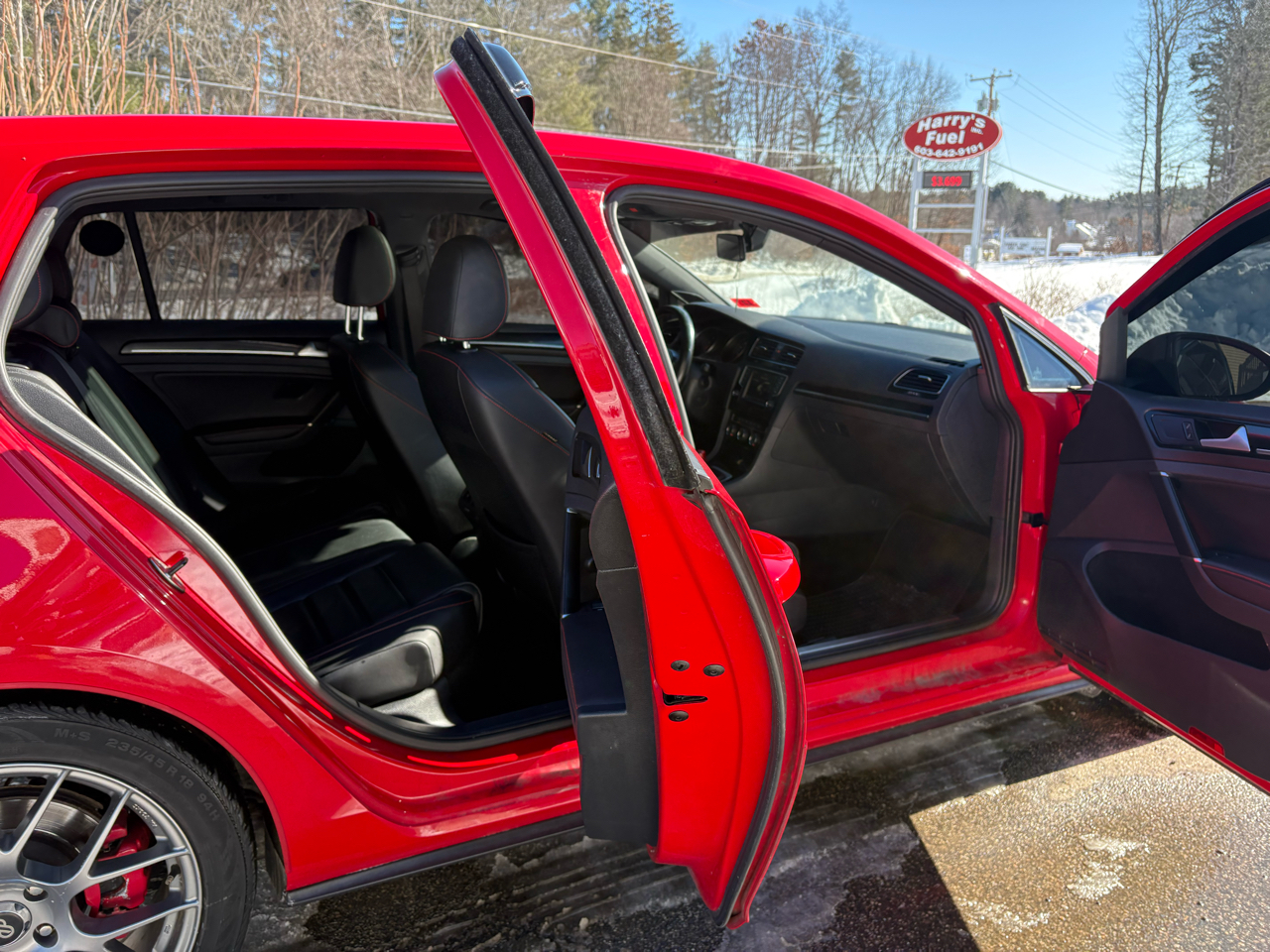 Volkswagen Golf GTI S 6M 4-Door 2017