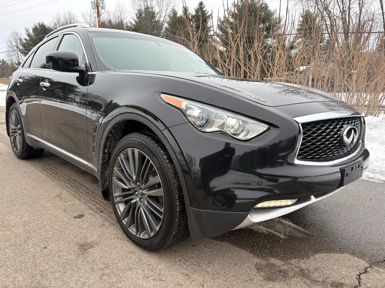 Infiniti QX70 Base AWD 2017