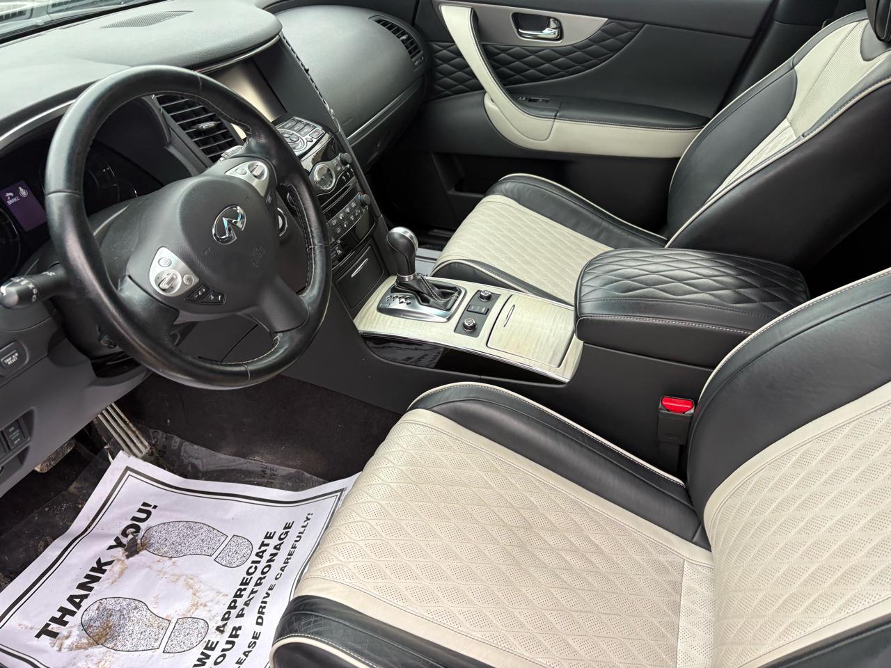 Infiniti QX70 Base AWD 2017